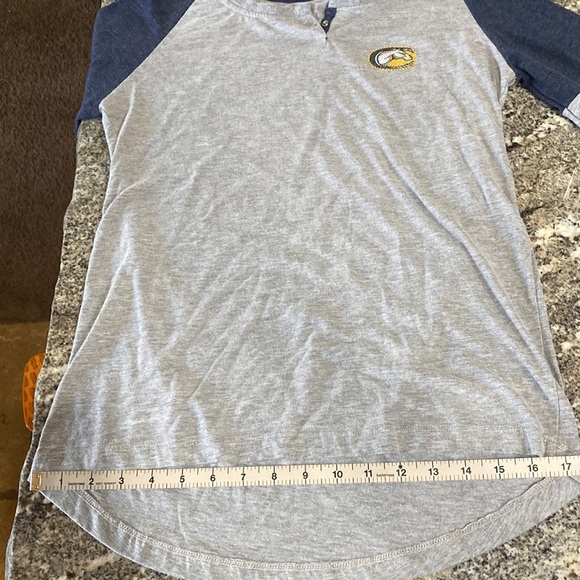 UC Davis Women’s Button Neck Henley size M​ - Picture 8 of 9